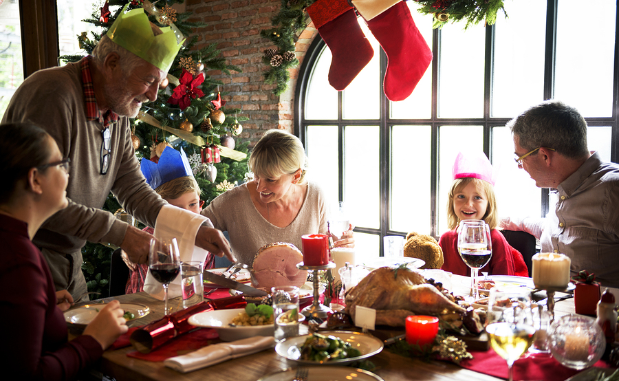 4 Ways To Prepare Your Home for Christmas House Guests