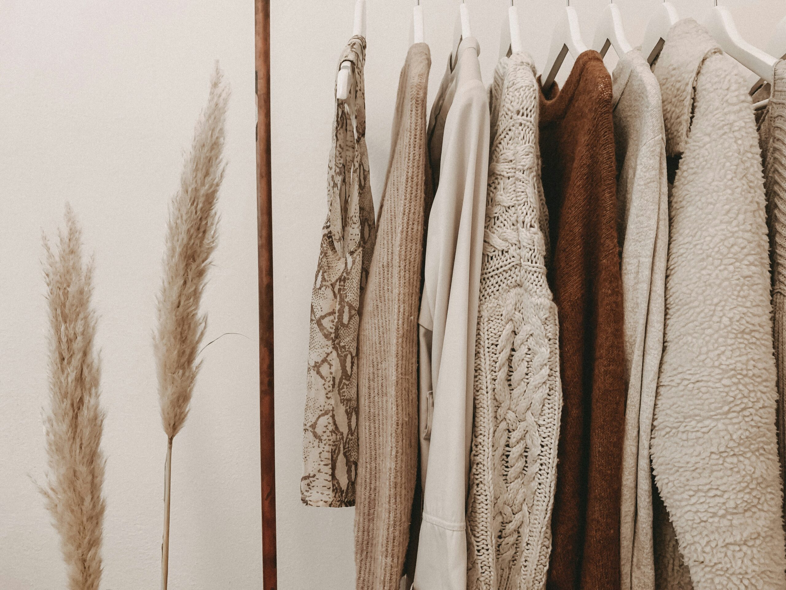 Effortless Style: Laid-Back Fashion Staples for Every Wardrobe